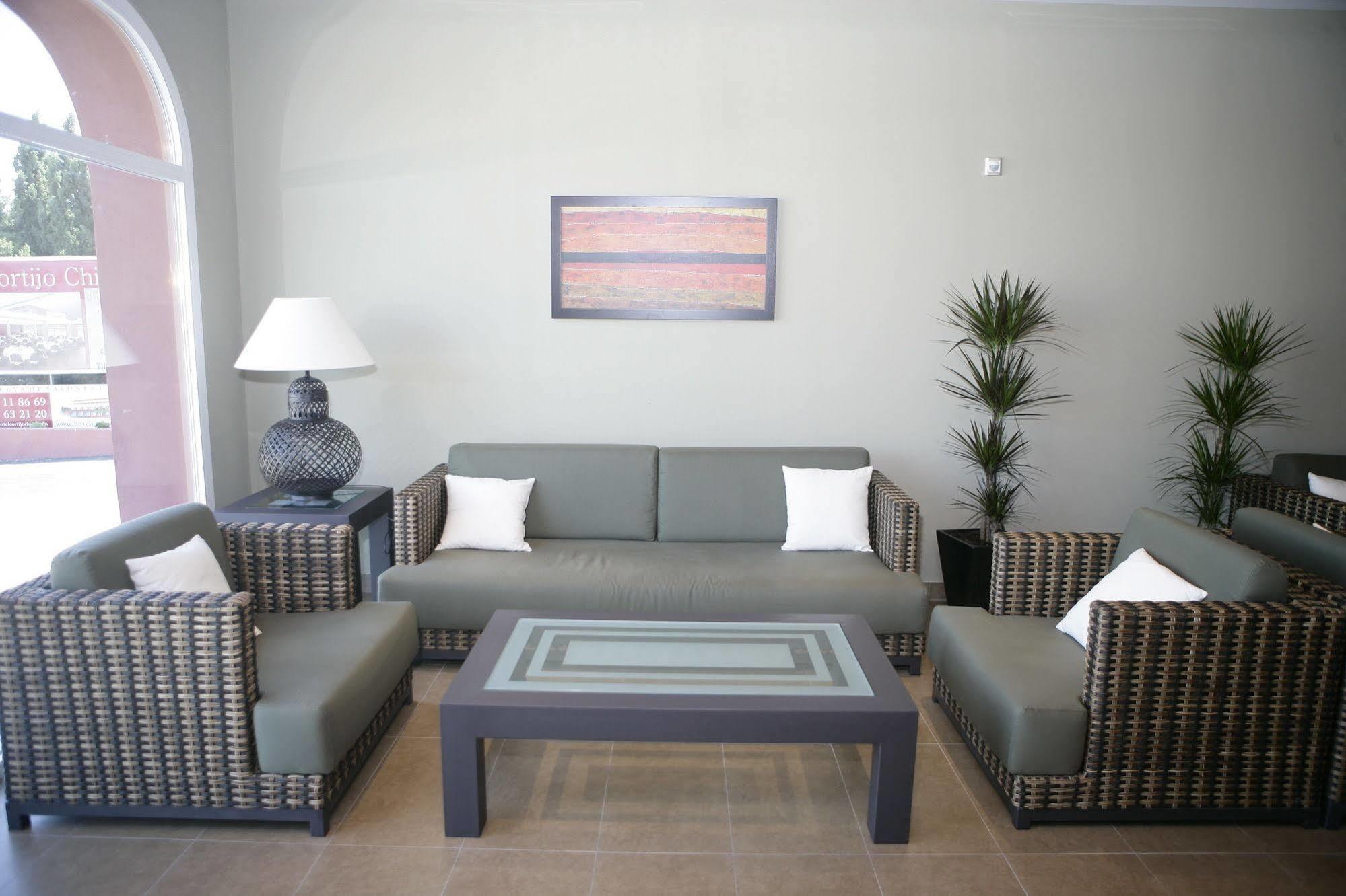 Cortijo Chico Malaga Airport Hotel Alhaurin de la Torre Exterior photo